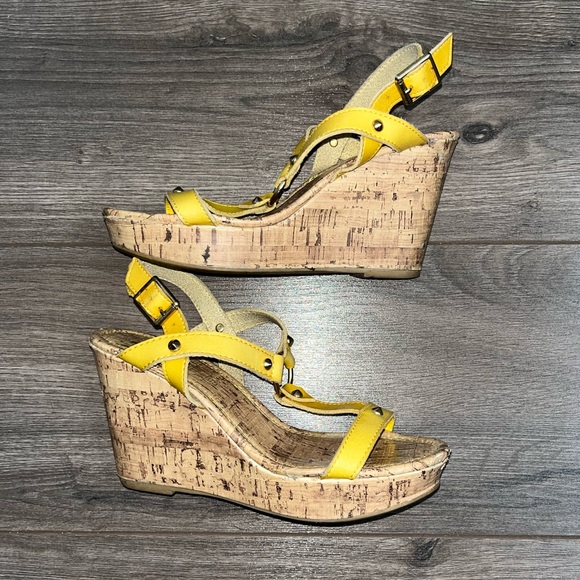 Platform heels - Picture 3 of 8